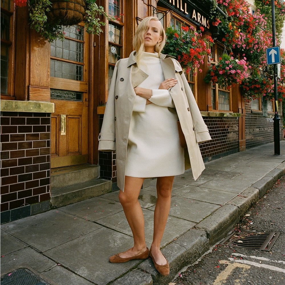 White Noir Vivianne Dress
POMANDER PLACE - Picture 2 of 16